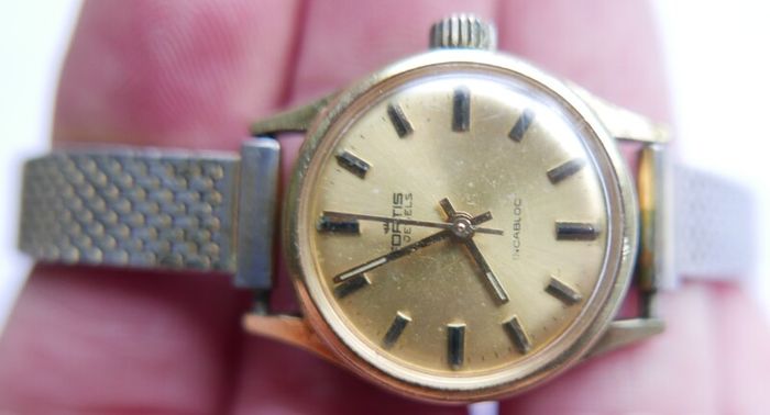 Vintage Fortis Gold Plated Wrist Watch Swiss 17 Jewel Incabloc Manual Wind Movement Swiss Made Wind up (works well and keeps time)
