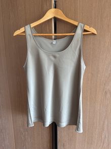 Uniqlo satin tank top pale green/ sage size M