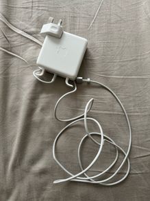 Apple 85W MagSafe 2 Power Adapter