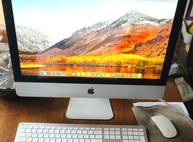 iMac 21.5 desktop