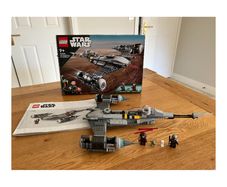 Lego Star Wars 75325 The Mandalorian's N-1 Starfighter complete with box & instruction manual