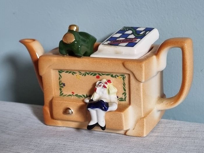 Cardew Design  Miniature Toy Box Teapot