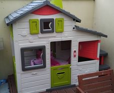 playhouse