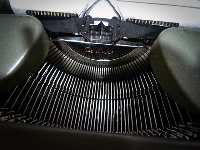 OLYMPIA SM3 typewriter working order