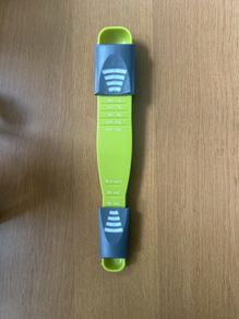 Measuring spoon
