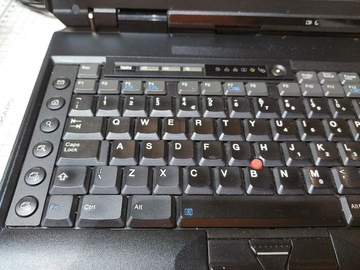 IBM ThinkPad A31 laptop