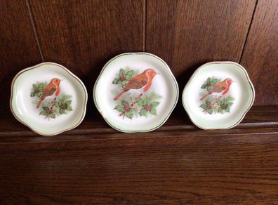 3 Vintage Mini Decorative Robin & Holly plates by Royal Worcester Pallisy