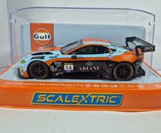 Scalextric C4655 Aston Martin Vantage GT3 (Gulf Edition) Slot Car  ( gt touring 24hr Endurance )