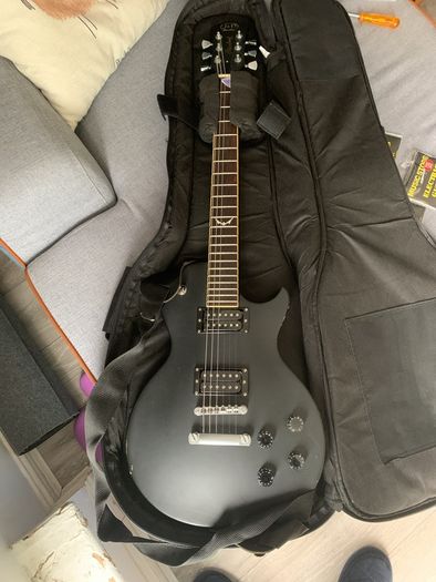 Jack & Danny Electric guitar with case