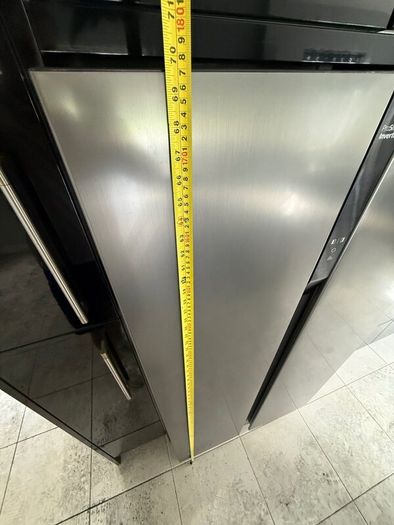 Kitchen units & appliances