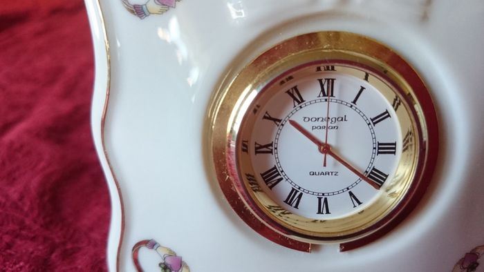 Donegal Parian China Claddagh Ring Clock And Vase Set Made In Ireland
