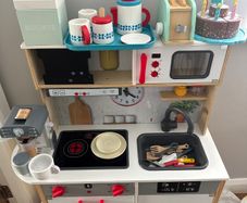 Kitchen and all appliances