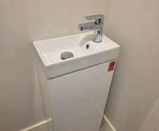Sonas 40cm Basle sink and unit