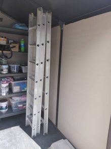 Ladder 18 ft long