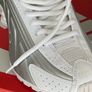 Nike Shox R4 Image 3