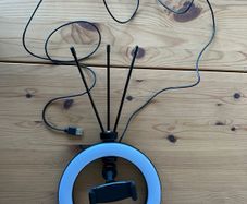 Ring light / lamp