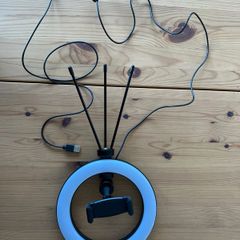 Ring light / lamp
