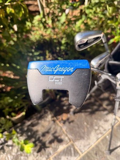 63 golf right hand set and bag