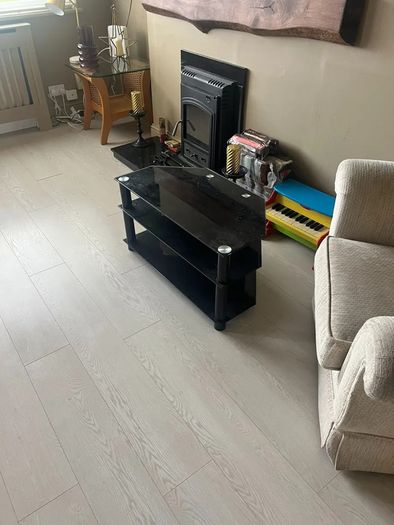 Tv stand