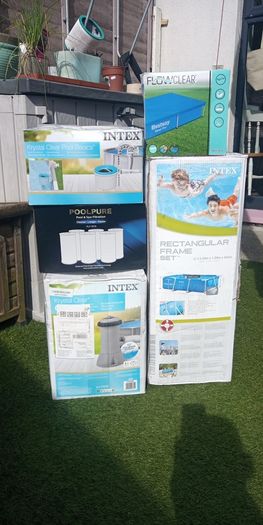 Intex Swimming Pool Set