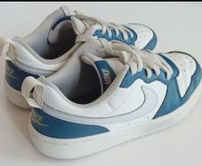 Boys Nike UK4