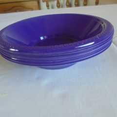 Purple Plastic Bowls x 20 for Sale