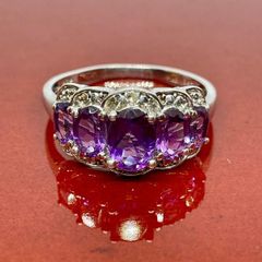 Silver ring with Amethyst