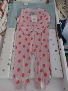 H&M footless zipped sleepsuit 12-18m