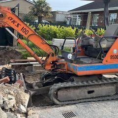 Hitachi EX22-2 Mini Digger (2.2 Tonne)