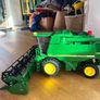 John Deere toy combine harvester Image 5