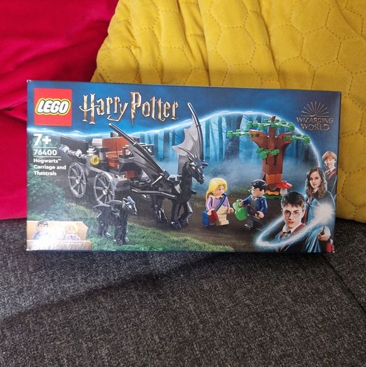 LEGO Harry Potter Hogwarts Carriage and Thestrals (76400) Free shipping
