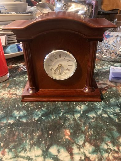 Mantle clock free postage