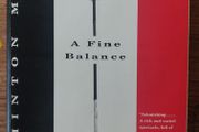 A Fine Balance [1st Vintage International edition] - Rohinton Mistry