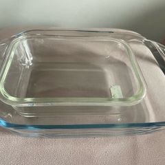Glass dishes - set of 2