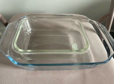 Glass dishes - set of 2