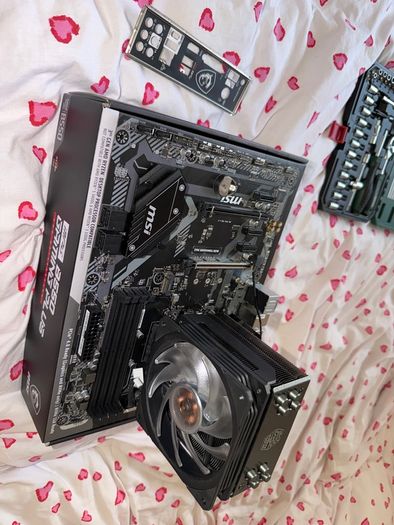 Msi B450 Tomahawk Max With Ryzen 5 3600 And Cooler