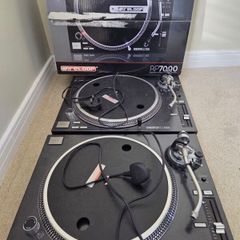 Reloop RP7000
