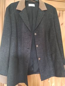 Size 20 Ladies jacket by delmod.