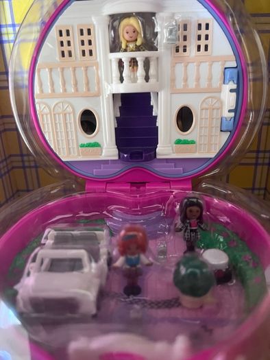 Clueless Polly Pocket Collectors Edition