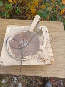 Turn table for scrap or parts