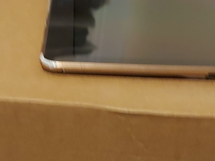 Samsung Galaxy Tab S, 10.5 inch, Model SM-T800, screen has a slight crack or 2 but touchscreen works fine