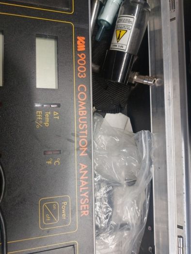flue combustion analyser