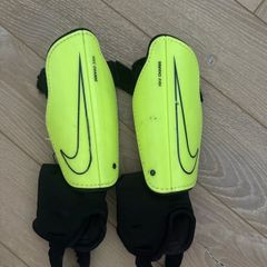 boys shinguards NIKE