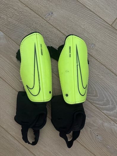 boys shinguards NIKE