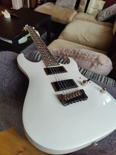Ibanez rga 32