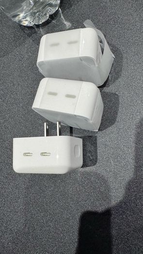 Apple 35W Dual USB-C US plug