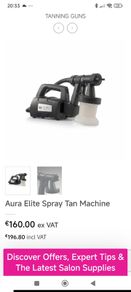 Spray tanning machine