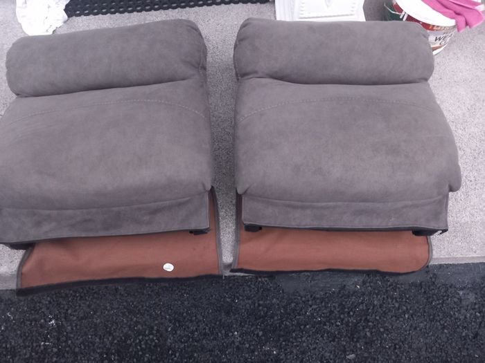 Recliner sofa