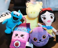Collection of 5 assorted plush toys