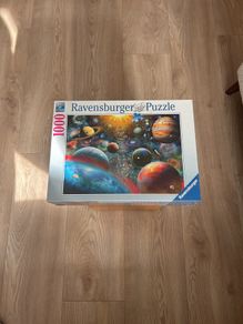 Ravensburger 1000 piece jigsaw puzzle